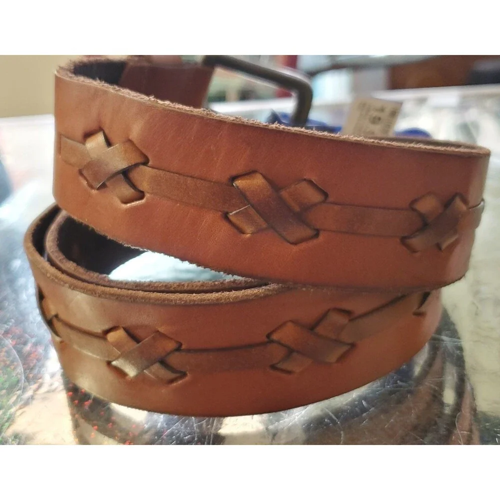 Baileys Point Leather Belt 42/44 XL Target Heavy Cross Stitch Tan Brassy Buckle